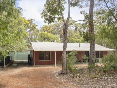 21 Flora Grove, Molloy Island WA 6290