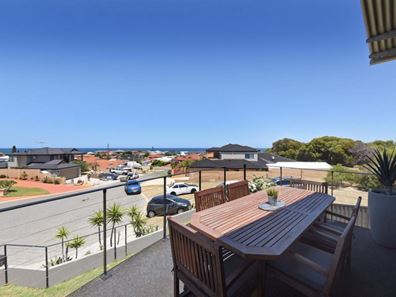 39 Tees Court, Mindarie WA 6030