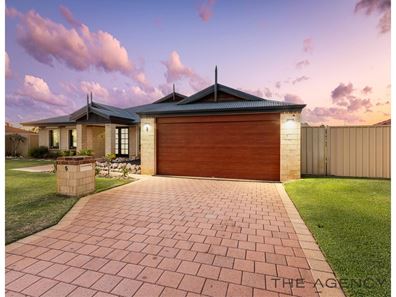 5 Packenham Promenade, Canning Vale WA 6155