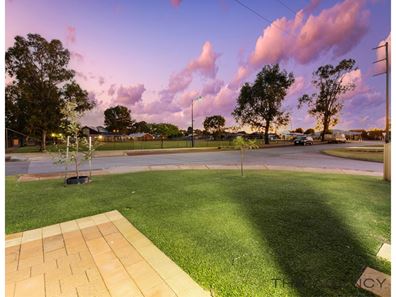 5 Packenham Promenade, Canning Vale WA 6155