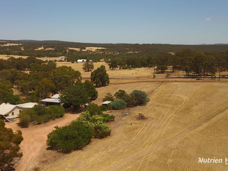 199 Benrua Road, Clackline WA 6564