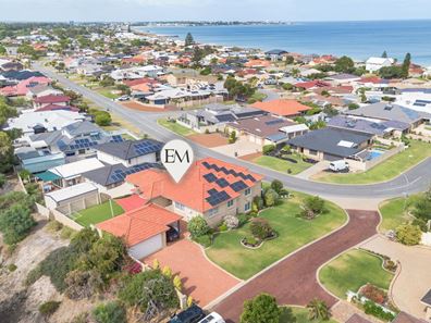 34 Hamilton  Way, Silver Sands WA 6210