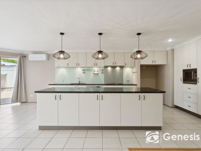7 Emu Court, High Wycombe WA 6057