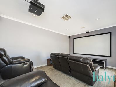 6 Wyss Lane, North Lake WA 6163