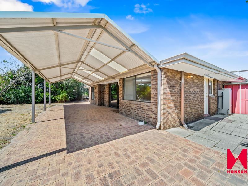 38 Sinian Crescent, Willetton