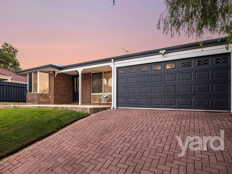 9 Truslove Close, Willagee WA 6156