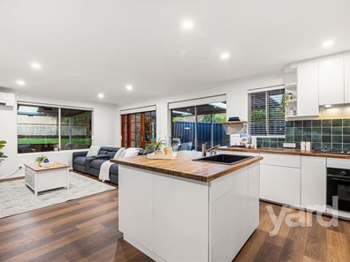 9 Truslove Close, Willagee WA 6156