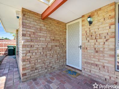 11 Clipperton Court, Waikiki WA 6169