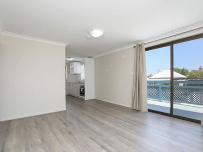 17/1-5 Fitzroy Road, Rivervale WA 6103