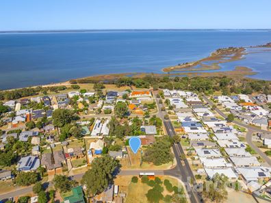 1A Roy Road, Coodanup WA 6210