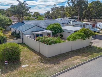 4 Casuarina Place, Pinjarra WA 6208