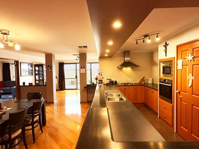 9 Kartner Road, Tapping WA 6065