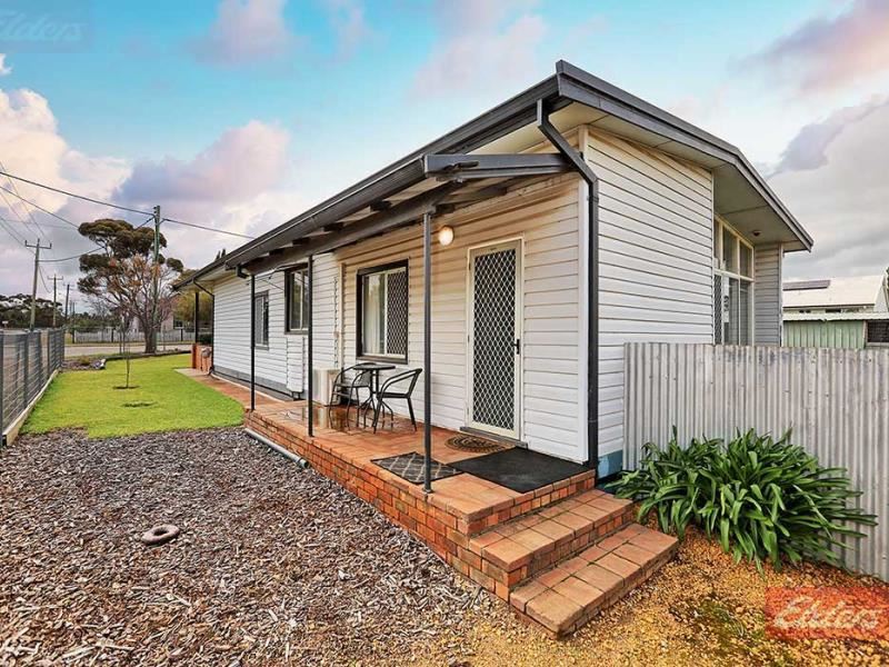 2 Northwood  Street, Narrogin WA 6312