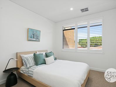 2/116 Waratah Avenue, Dalkeith WA 6009
