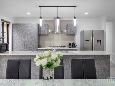 9 Belvide Way, Aveley WA 6069