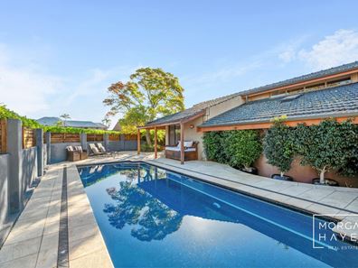 2 Mosaic Street, Shelley WA 6148