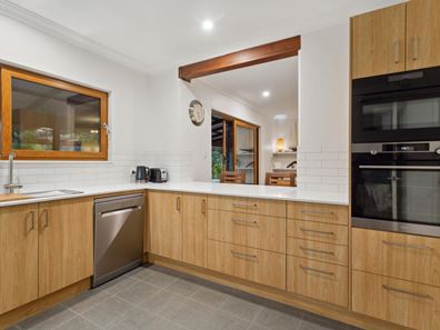 7A Mofflin Avenue, Darlington WA 6070