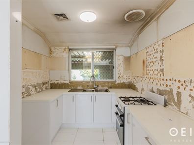 10/311 Wharf Street, Queens Park WA 6107