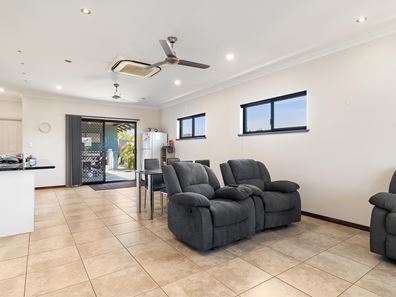 69 Baynton Drive, Baynton WA 6714