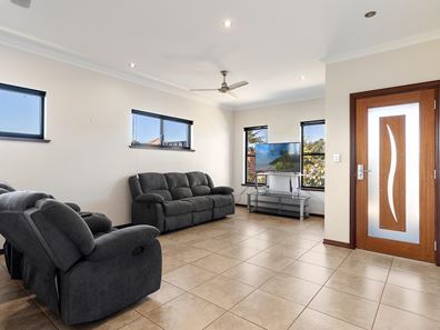 69 Baynton Drive, Baynton WA 6714
