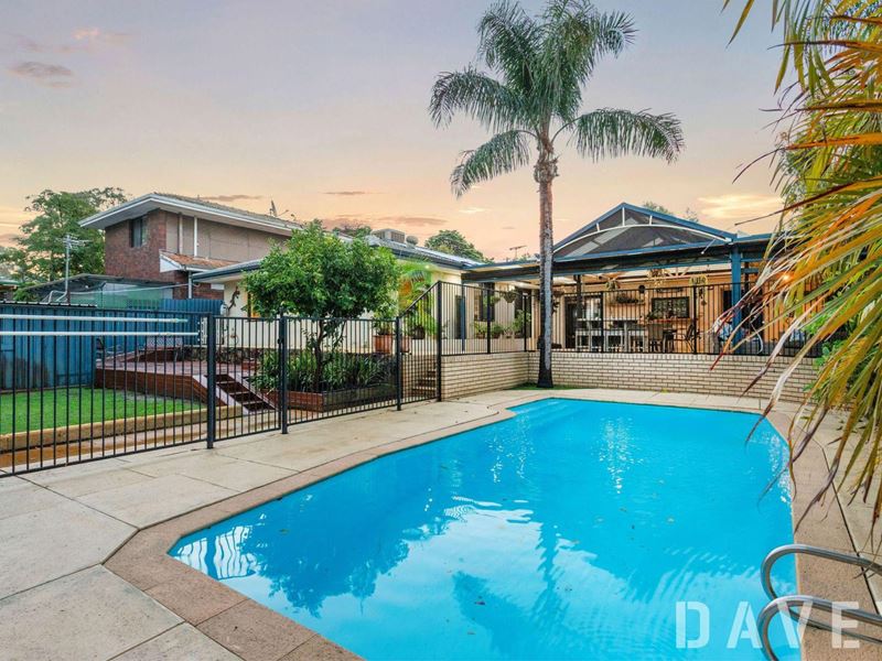 56 Dutton Crescent, Hamersley WA 6022