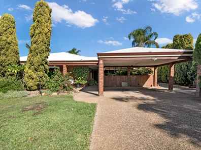 4 Cobb Place, Gosnells WA 6110