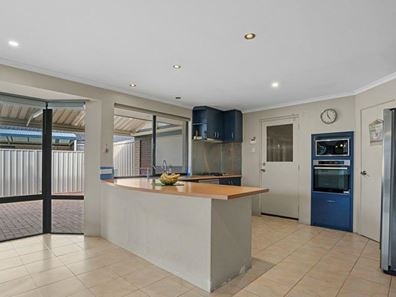 22 Capensia Way, Canning Vale WA 6155