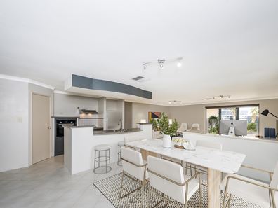 21 Larrawa Circle, Ellenbrook WA 6069