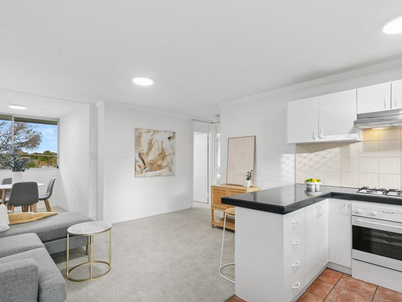 30E/47 Herdsman Parade, Wembley WA 6014