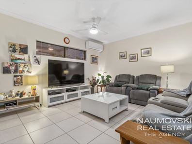 172 Shiraz Boulevard, Pearsall WA 6065