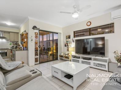 172 Shiraz Boulevard, Pearsall WA 6065