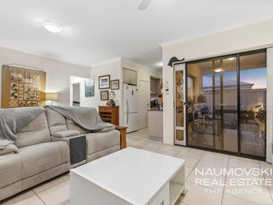 172 Shiraz Boulevard, Pearsall WA 6065