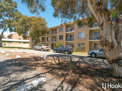 Unit 18/4 Minora Pl, Rivervale WA 6103