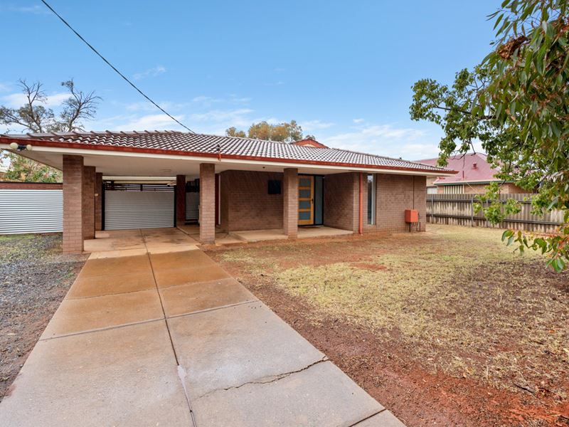 31 O'Connor Way, West Lamington WA 6430
