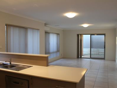 18A Nineham Avenue, Spearwood WA 6163