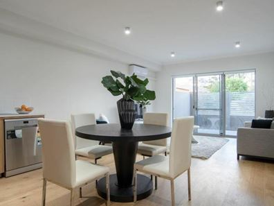 7/30 Firby Street, Cloverdale WA 6105