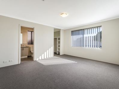 15 Melilla Terrace, Secret Harbour WA 6173