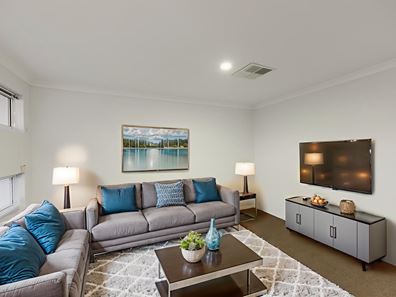 55 Chiltern Avenue, Brookdale WA 6112