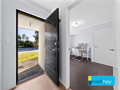 36 Ernest Way, Hilbert WA 6112