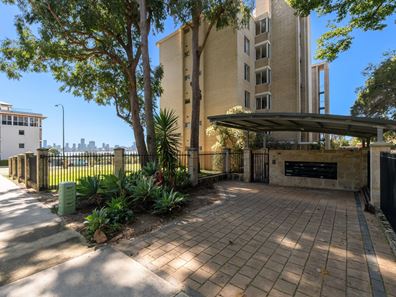 14/181 Mill Point Road, South Perth WA 6151