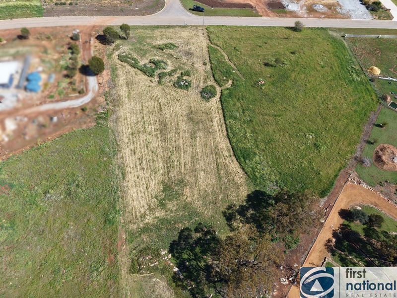7 Jacamar Drive, Northam