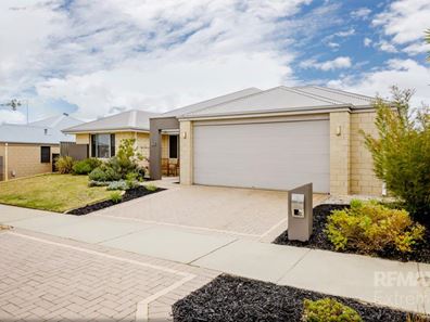 60 Helmsley Parkway, Alkimos WA 6038