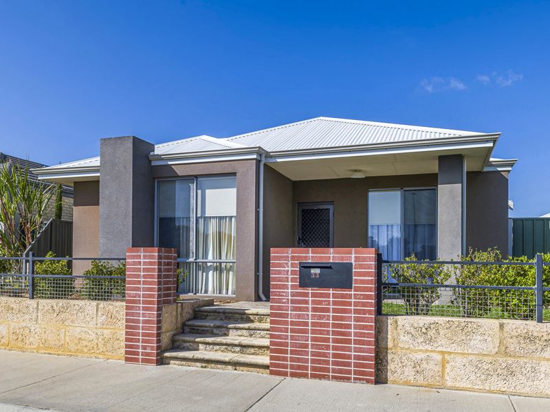 33 Summerville Boulevard, Caversham WA 6055