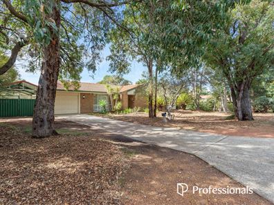 21 Landers Road, Lesmurdie WA 6076