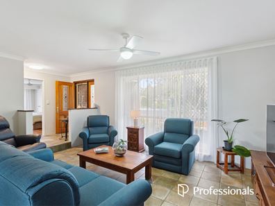 21 Landers Road, Lesmurdie WA 6076
