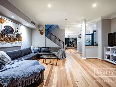 10 May Street, Scarborough WA 6019