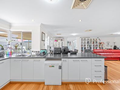 11 Jasmine Way, Glen Iris WA 6230