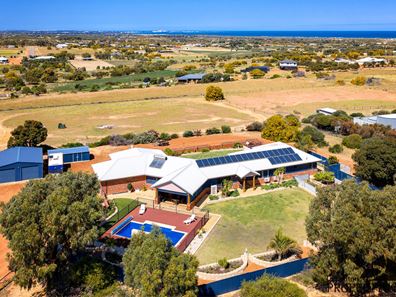 51 Parmelia Boulevard, White Peak WA 6532