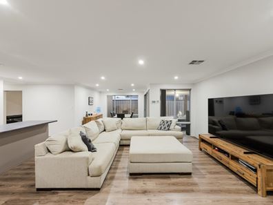 38 Evans Way, Byford WA 6122