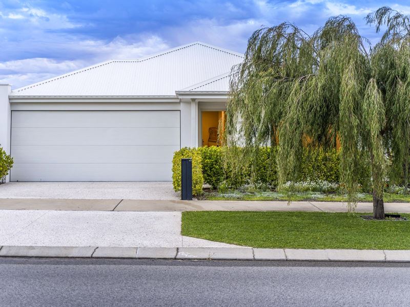 103 Surf Drive, Secret Harbour WA 6173